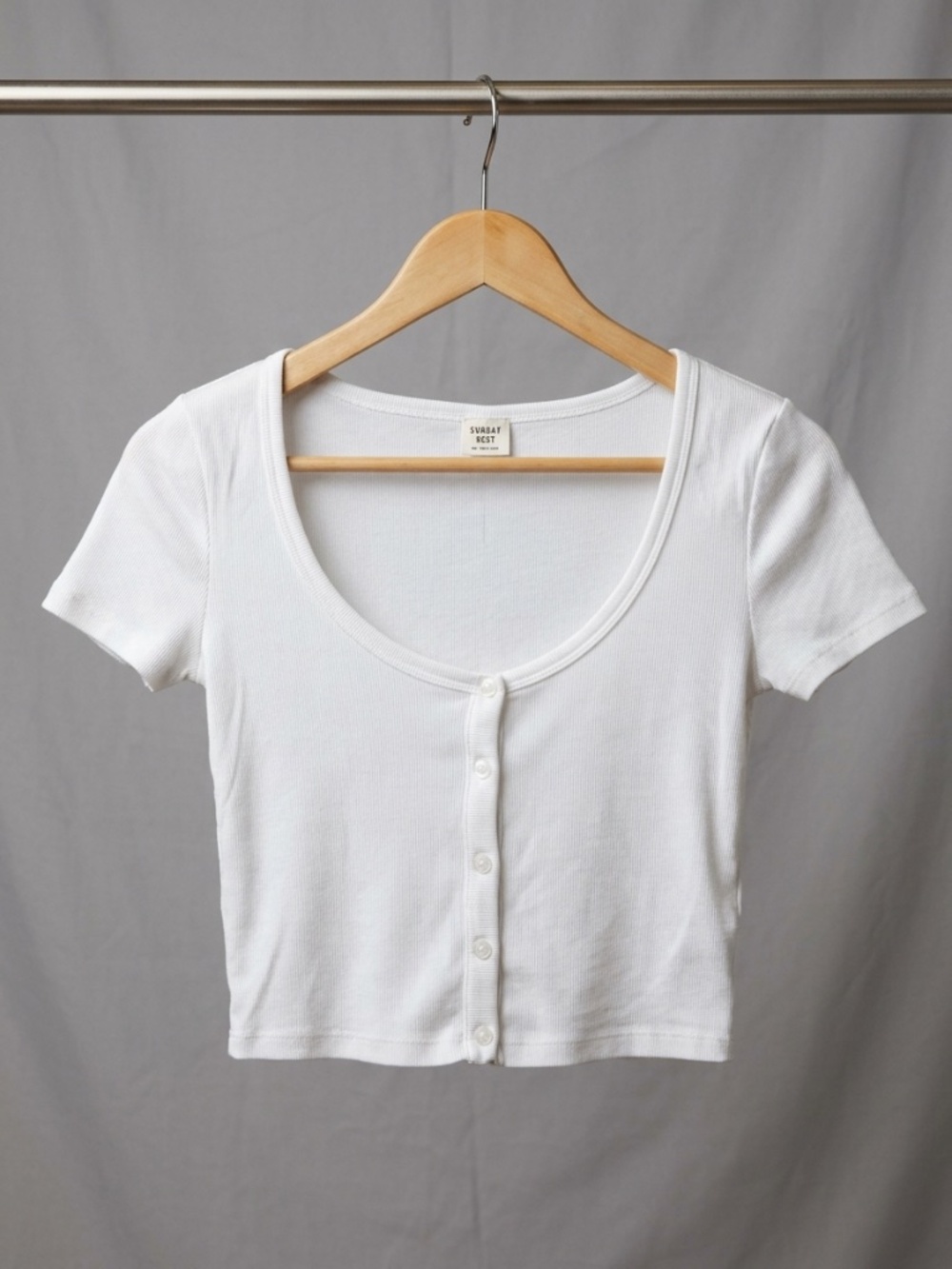 Aritzia Women's White Crop-top